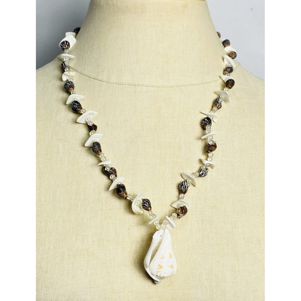 Vintage Handmade  Mixed Shells Necklace 22”